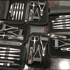 Manicure & Pedicure Kit